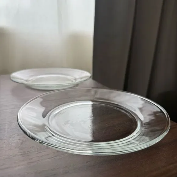 Vintage | 2 Elegant Clear Small Plate Set - Picture 8 of 9